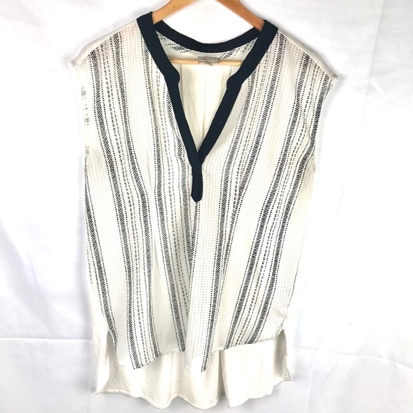 Anthropologie Tops - ANTHROPOLOGIE stripe tank top sleeveless M